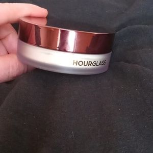 Hourglass Veil Translucent Setting Powder Full Size